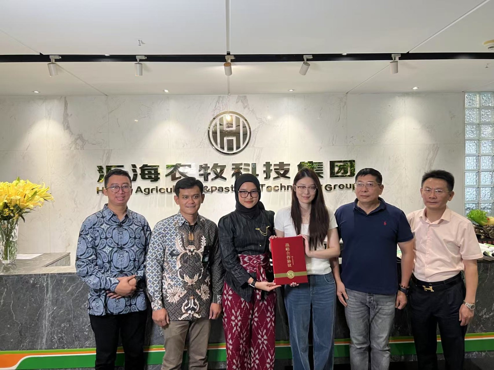印尼泗水工业园代表团来访威尼斯144777签约